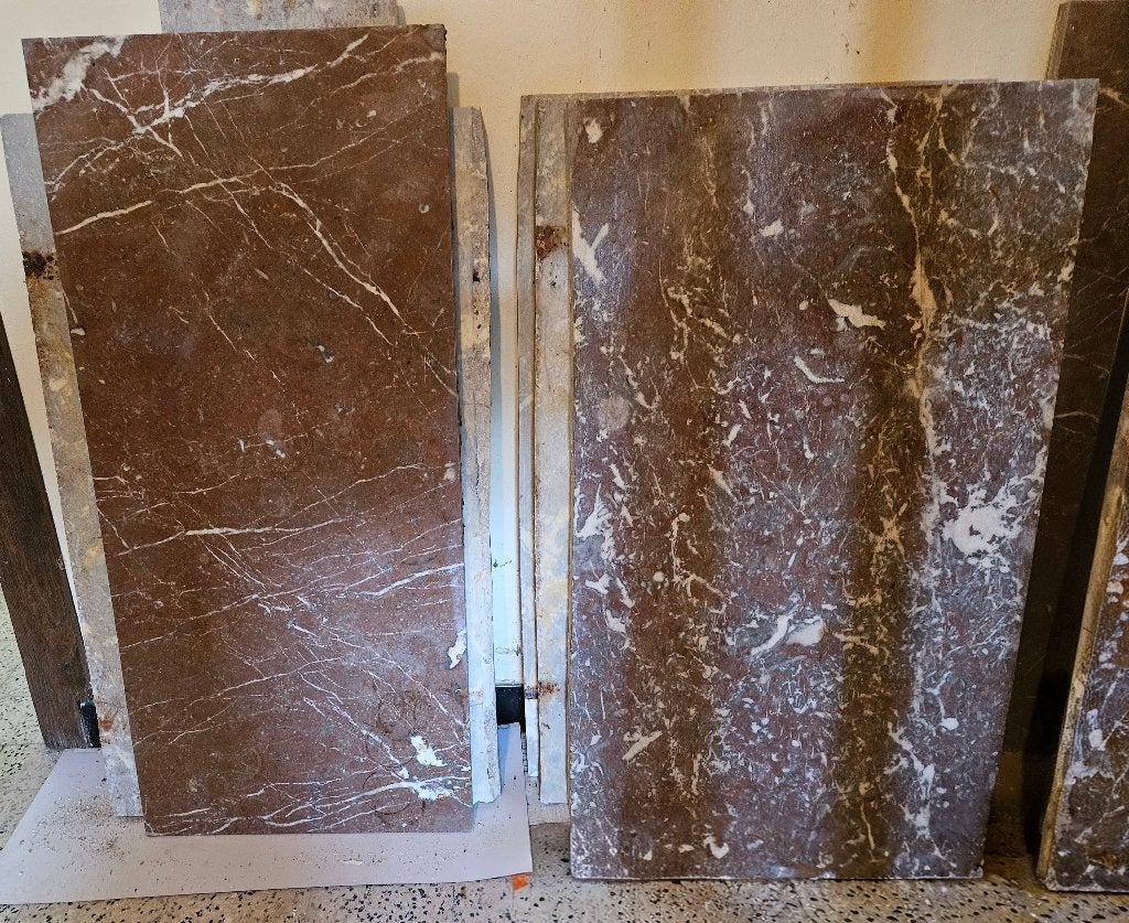 Plaques en marbre rose de 80/102 cm épaisseur 5cm, Doe-het-zelf en Bouw, Vloerdelen en Plavuizen, Gebruikt, Plavuizen, Overige materialen