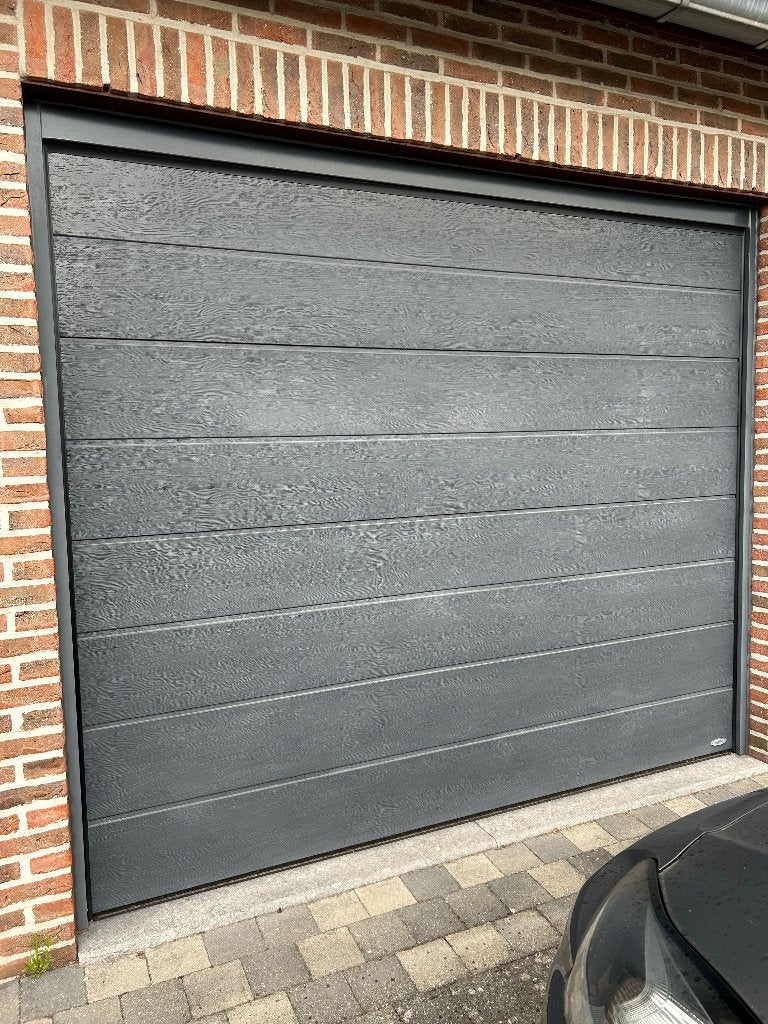 Novoferm geïsoleerde sectionaalpoort – compleet met motor, Provincie Limburg