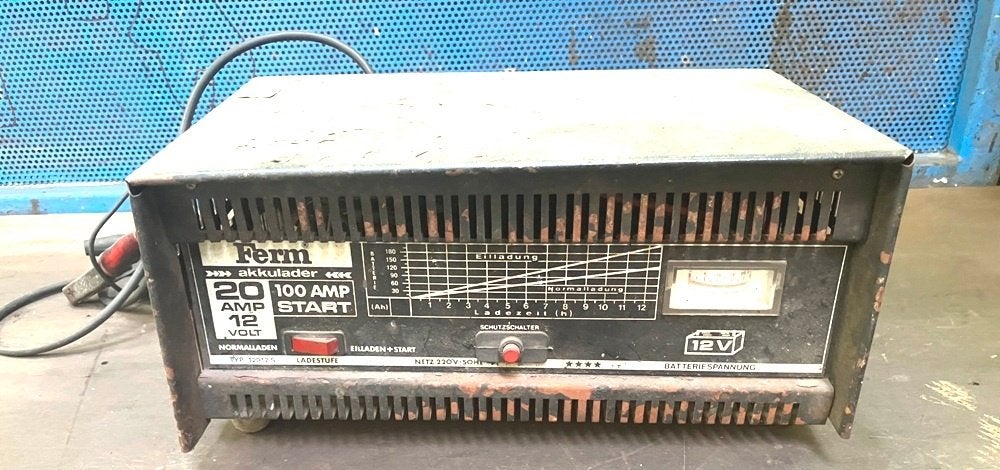 Acculader / batterijlader 12 Volt 20A., Auto-onderdelen, Accu's en Toebehoren, Alfa Romeo, Amerikaanse onderdelen, Audi, BMW, Citroën