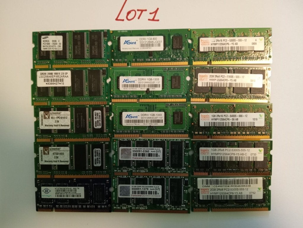 Lot 47 barrettes mémoire DDR/SDRAM – vendues en l’état, Informatique & Logiciels, Enlèvement ou Envoi, Utilisé, DDR, Desktop