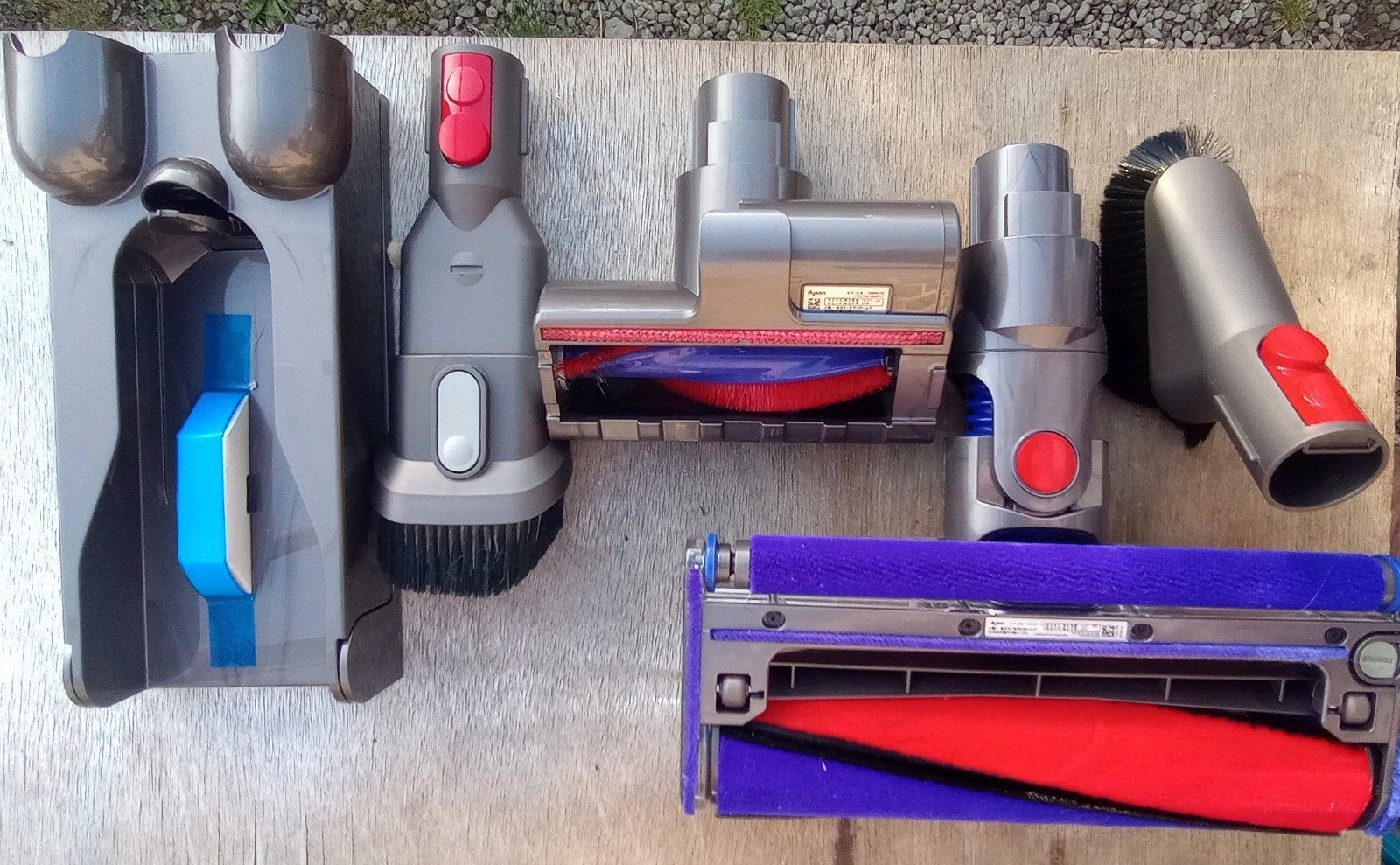 Dyson accessoires, Enlèvement