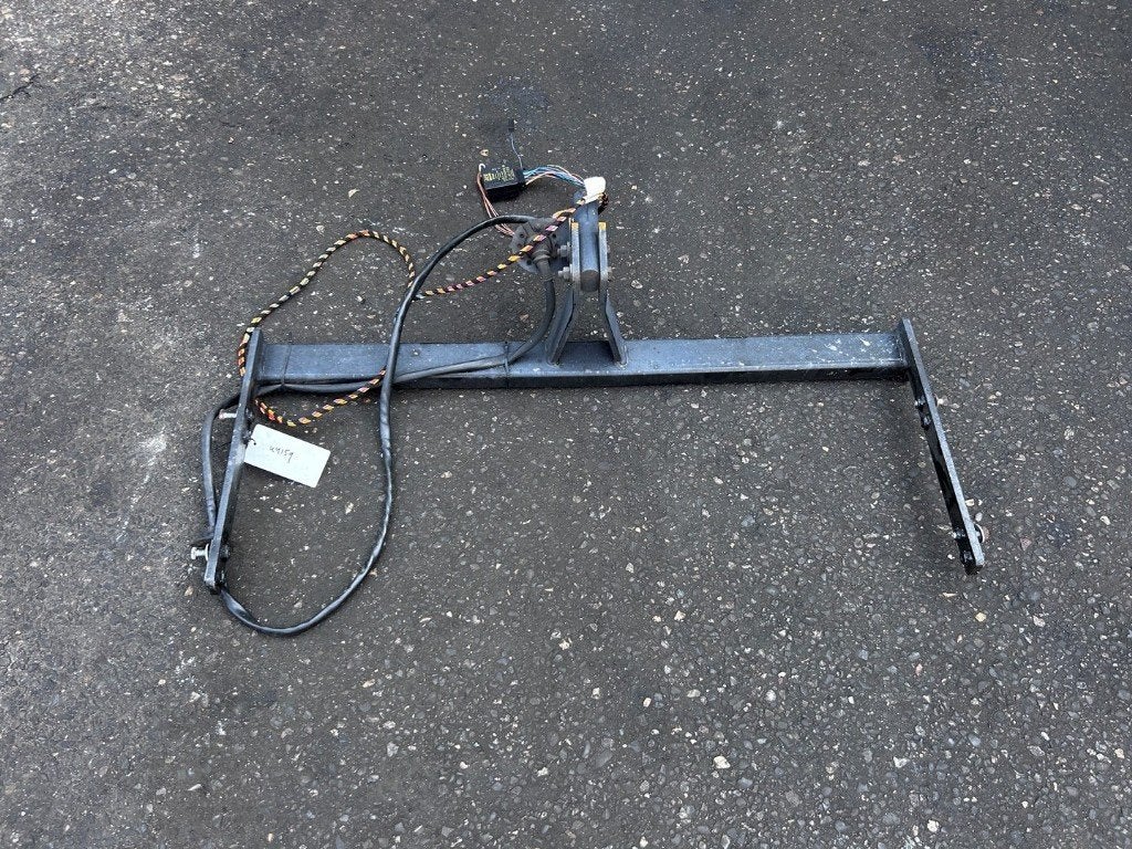 ATTELAGE REMORQUE Q2 (GAB / GAG) (|81A092150|81A092150D|), Auto-Union-Straße  1,
85057  Ingolstadt, DE, Info@audi.de, Audi, Utilisé