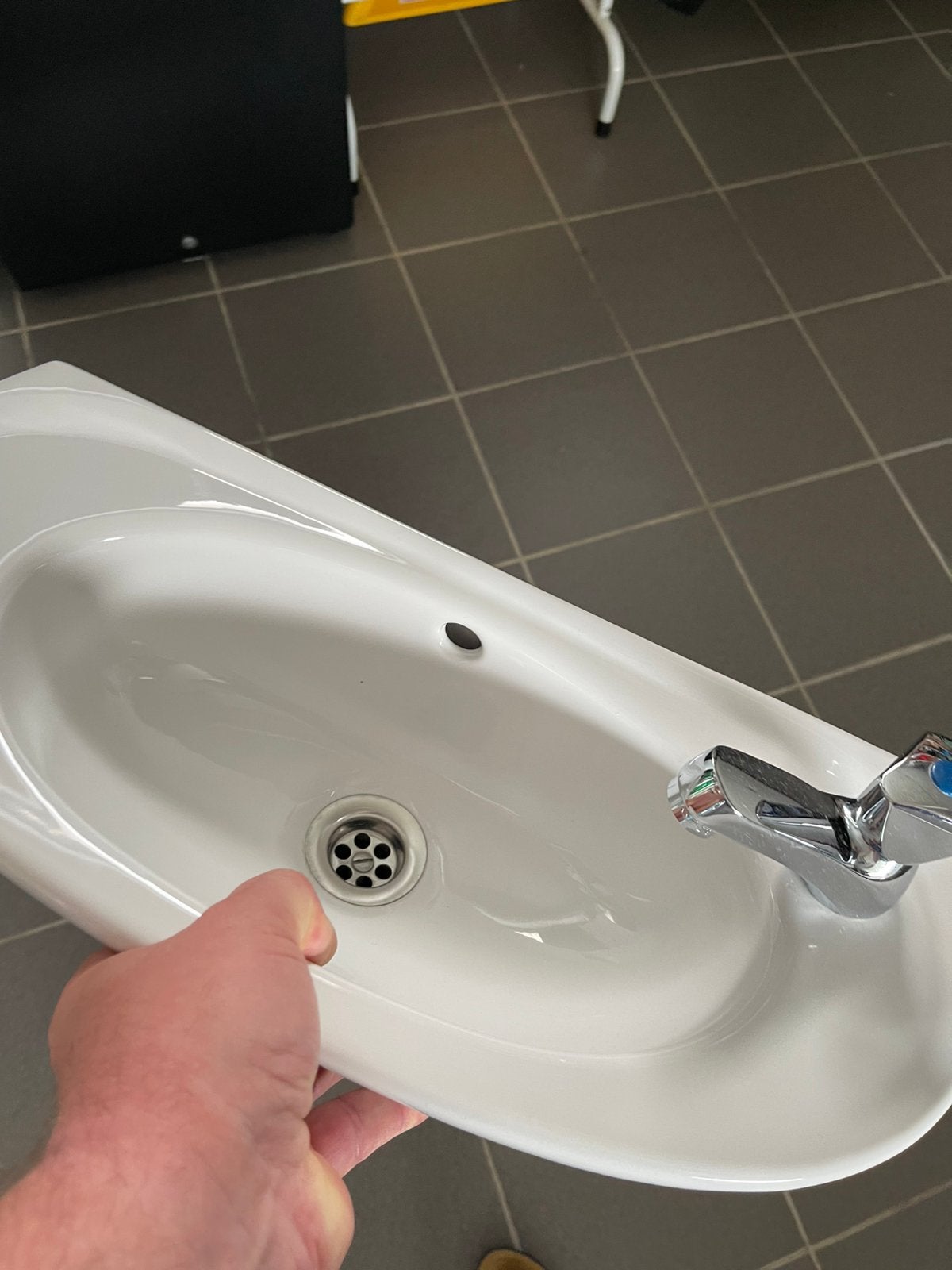 Te koop: handenwasse compleet met kraan en sifon, Doe-het-zelf en Bouw, Sanitair, Ophalen, Zo goed als nieuw, Kraan