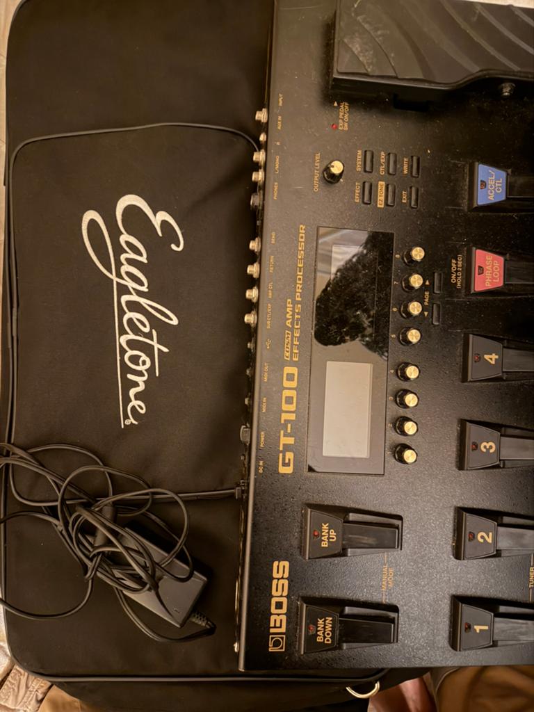 Boss GT 100 met meerdere effecten, Muziek en Instrumenten, Ophalen of Verzenden, Zo goed als nieuw, Delay of Echo