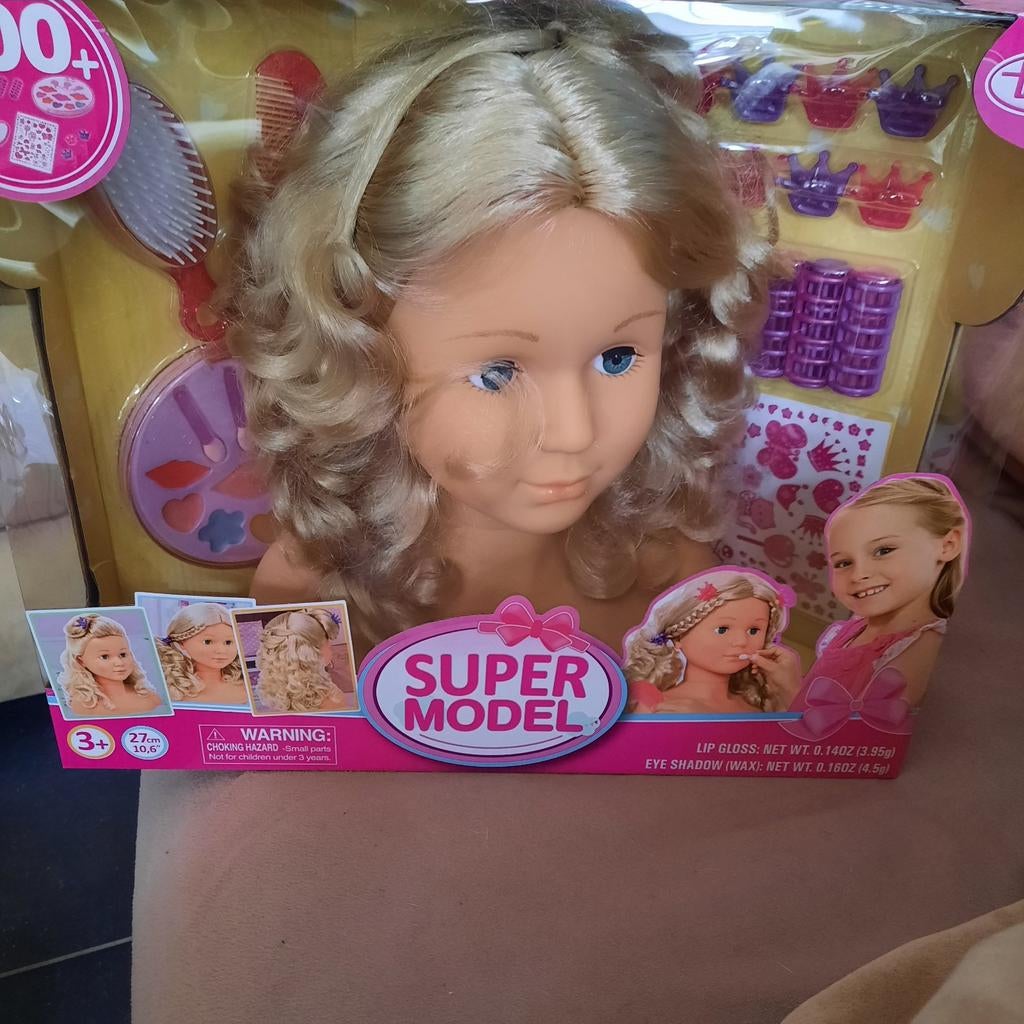 Super model , doos nooit open geweest . 15 euro ., Ophalen of Verzenden