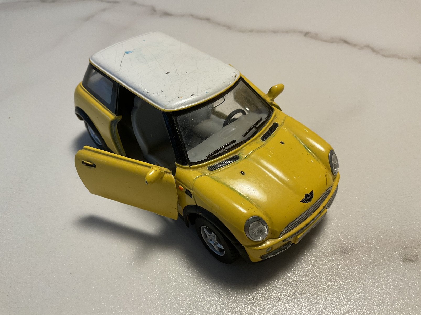 Miniatuur mini auto, Ophalen of Verzenden, Gebruikt, Auto