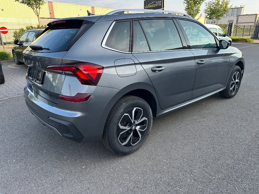 Skoda Kamiq, 1.0 TSI, 2025, CARPLAY-ANDROID/ KEYLESS/ CAMERA, Auto's, Stof, Euro 6, Bedrijf, Lane Keeping Assist