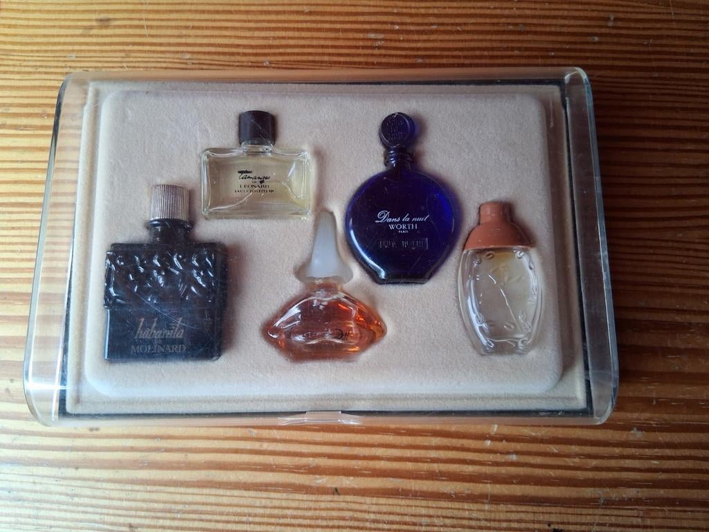 Miniatuur parfumflesjes, Ophalen of Verzenden, Miniatuur