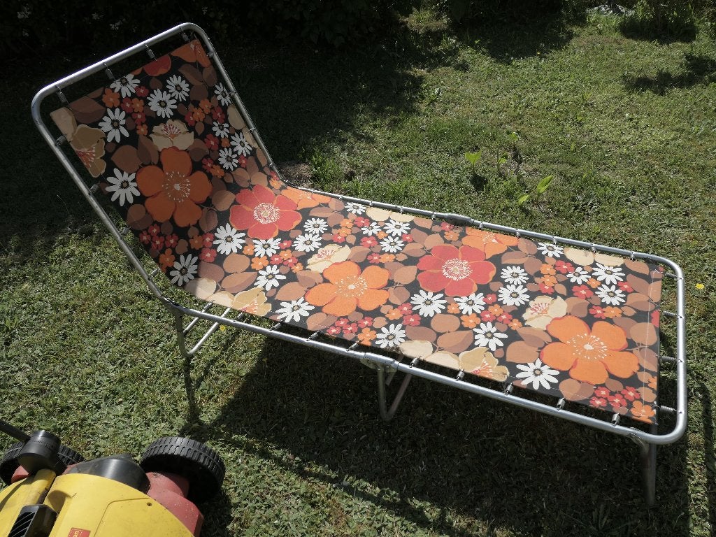 Vintage retro seventies ligzetel (tuin) gebloemd, Ophalen, Huis en Inrichting