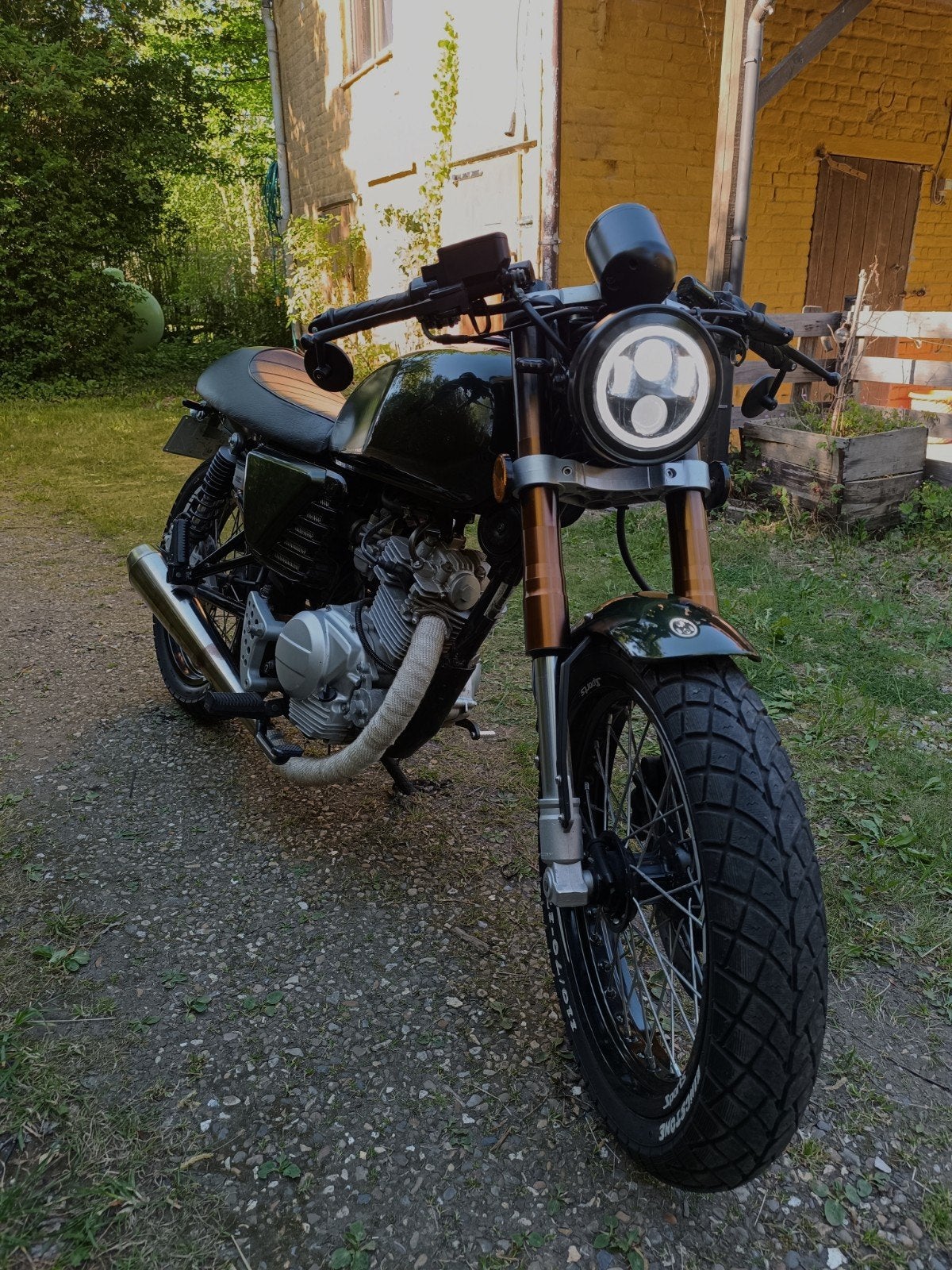 125cc met papieren in nieuw staat, café racer, 4500km, Motos, Occasion, 125 cm³, Particulier, Éclairage LED