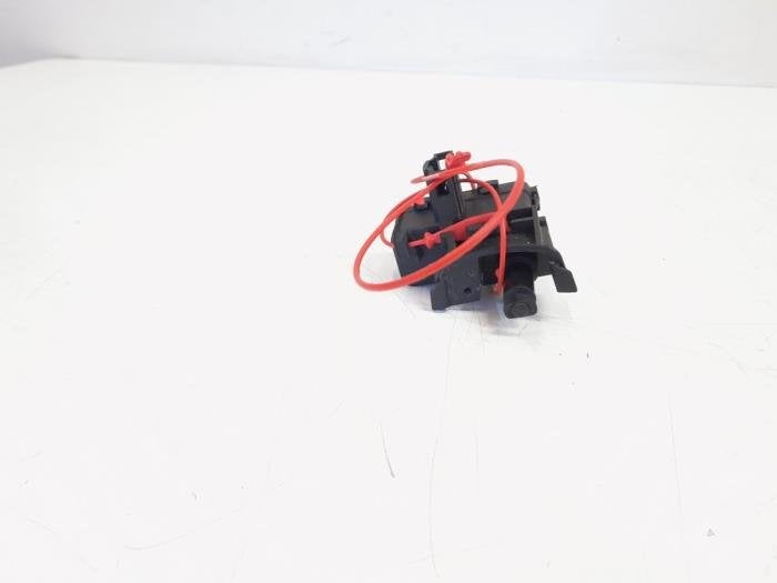 Tankklep Vergrendelingsmotor van een Audi A4, Gebruikt, -, -, -