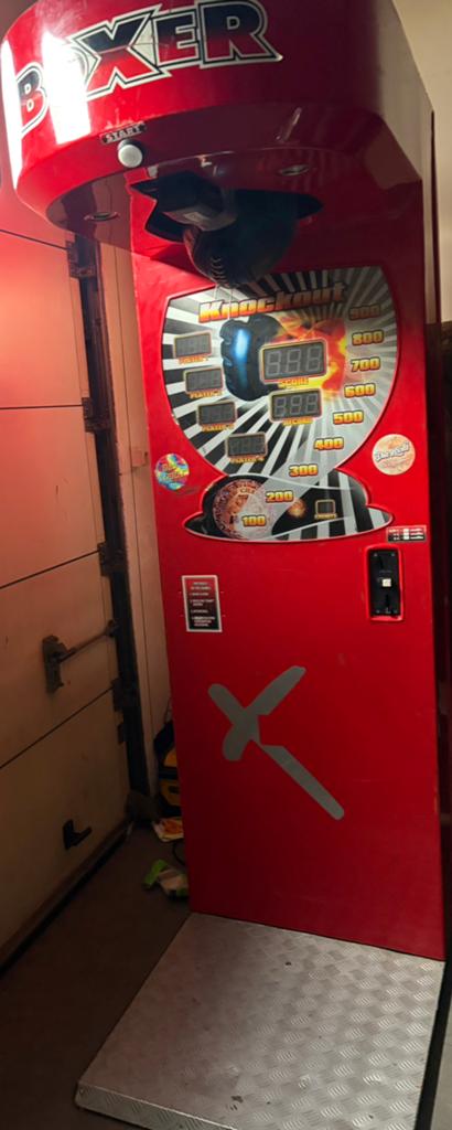 Boksmachine, Verzamelen, Automaten | Overige, Ophalen, Zo goed als nieuw
