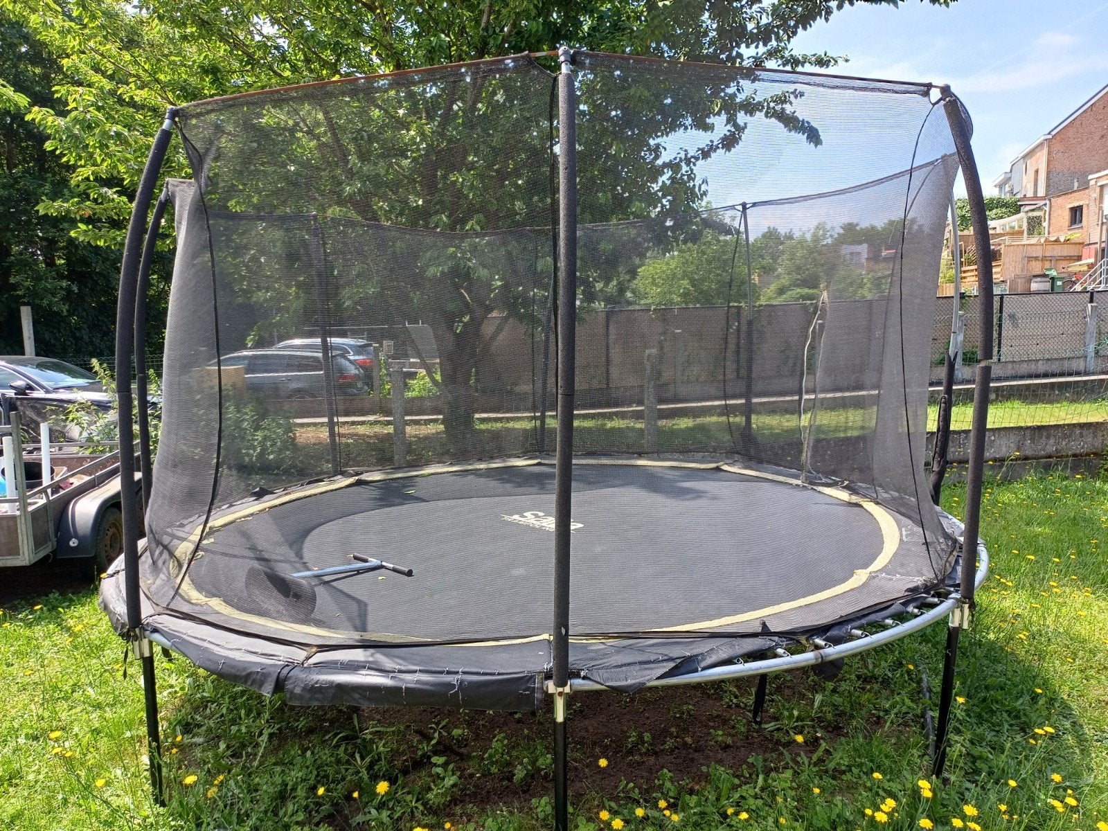Trampoline, Enlèvement