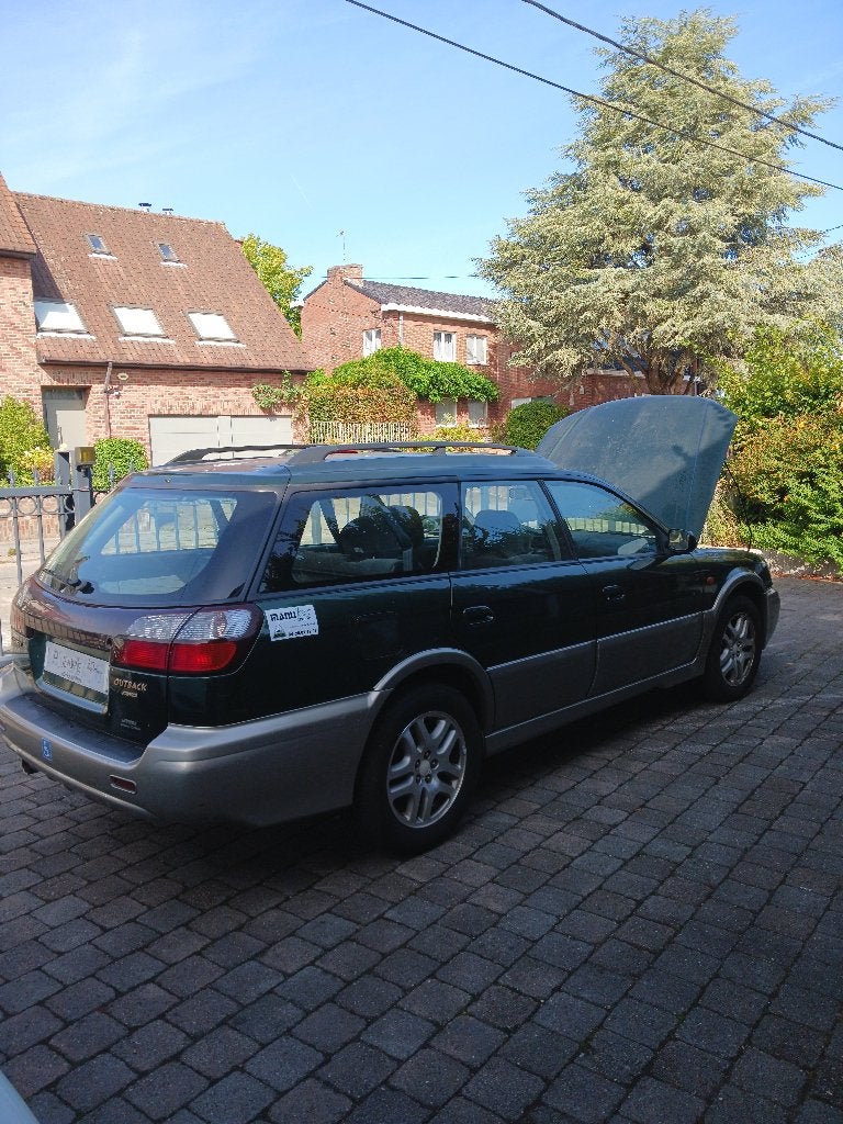 Voiture Subaru Legacy break 4x4, Ophalen, Gebruikt, Subaru