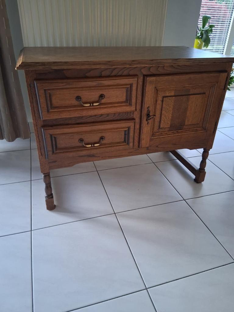 Vintage kleine kast, Enlèvement