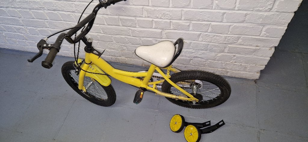 kinderfiets, Fietsen en Brommers, Ophalen, Zo goed als nieuw, Minder dan 16 inch