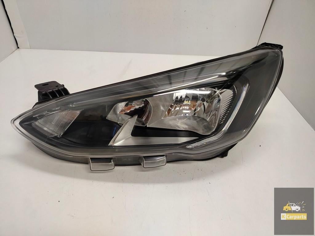 JX7B-13W030-CE, Ampoule LED H7 noire unie gauche id ale pour, Info@ford.com, Ford Motor Company, American Road 1
48126  Dearborn