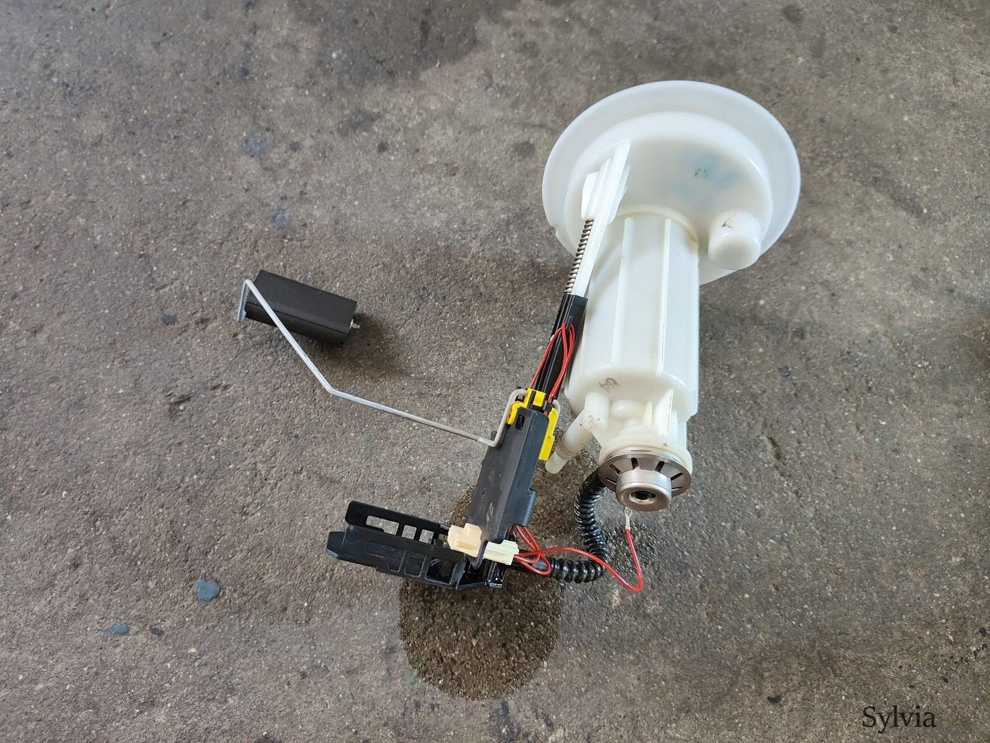 Tankvlotter benzine BMW 5 / 6  Serie E60 E61 E63 E64  676407, -, Utilisé, -, -