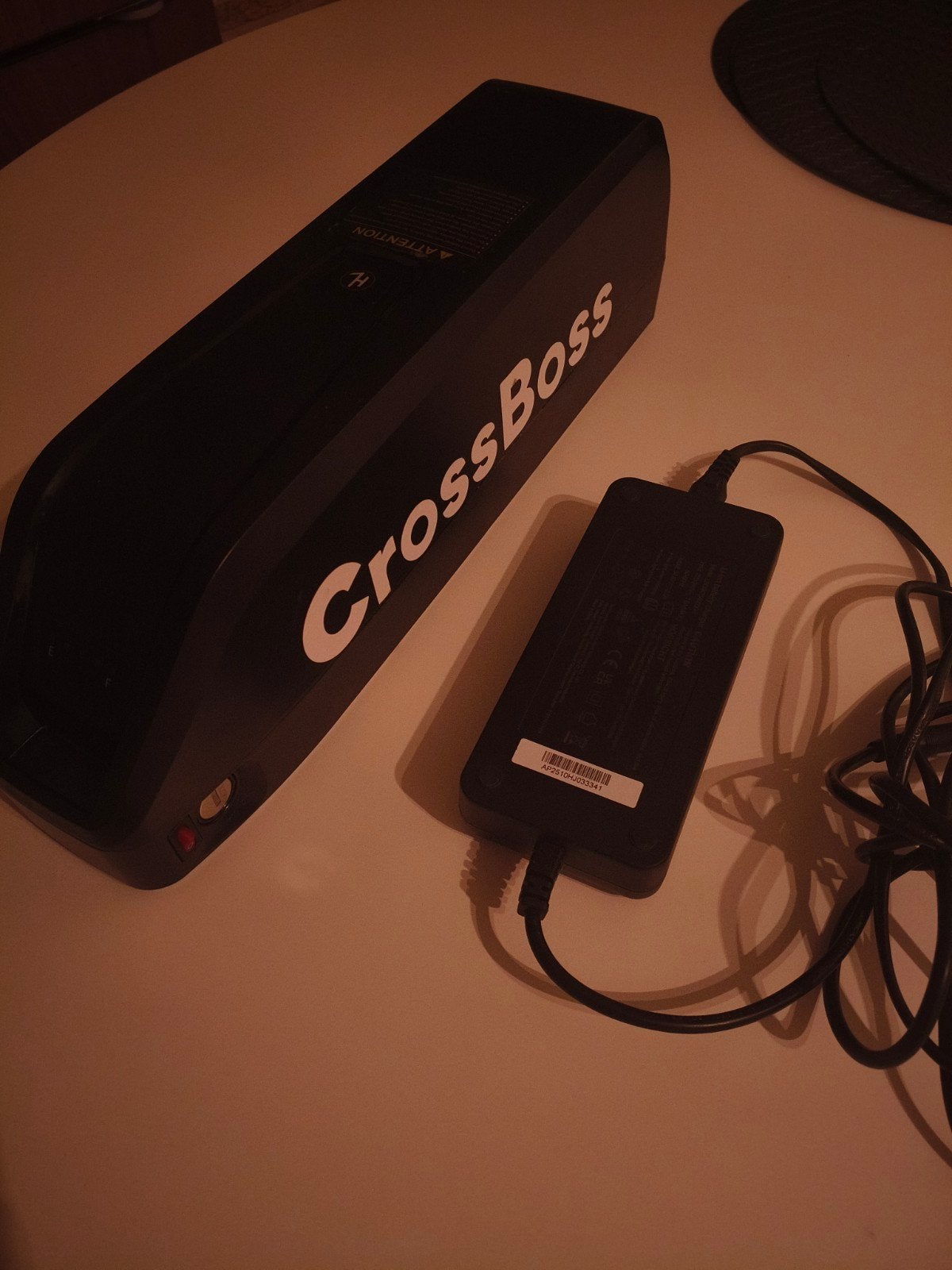Batterie E-Bike CrossBoss 48V 15Ah (720Wh) + Chargeur + Clés, Enlèvement, Neuf