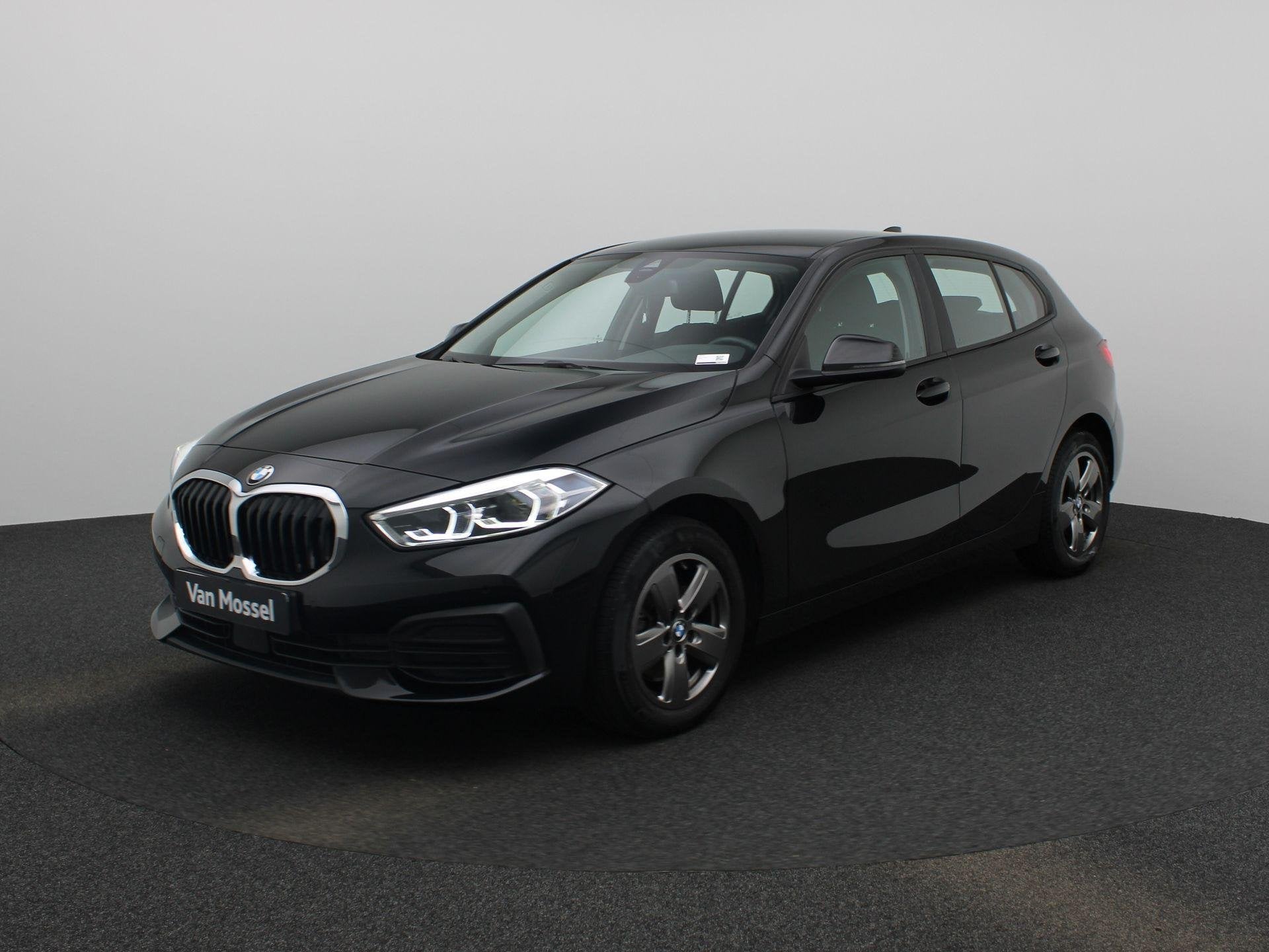 BMW 1 Reeks Hatch 116dA (85 kW) PDC V + A| Cruise control| A, Autos, BMW, 121 g/km, Entreprise, 116 ch, 5 portes
