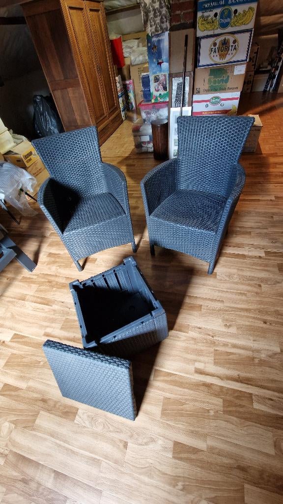 Chaises de terrasse avec coffre, Jardin & Terrasse, Enlèvement, Comme neuf, Synthétique
