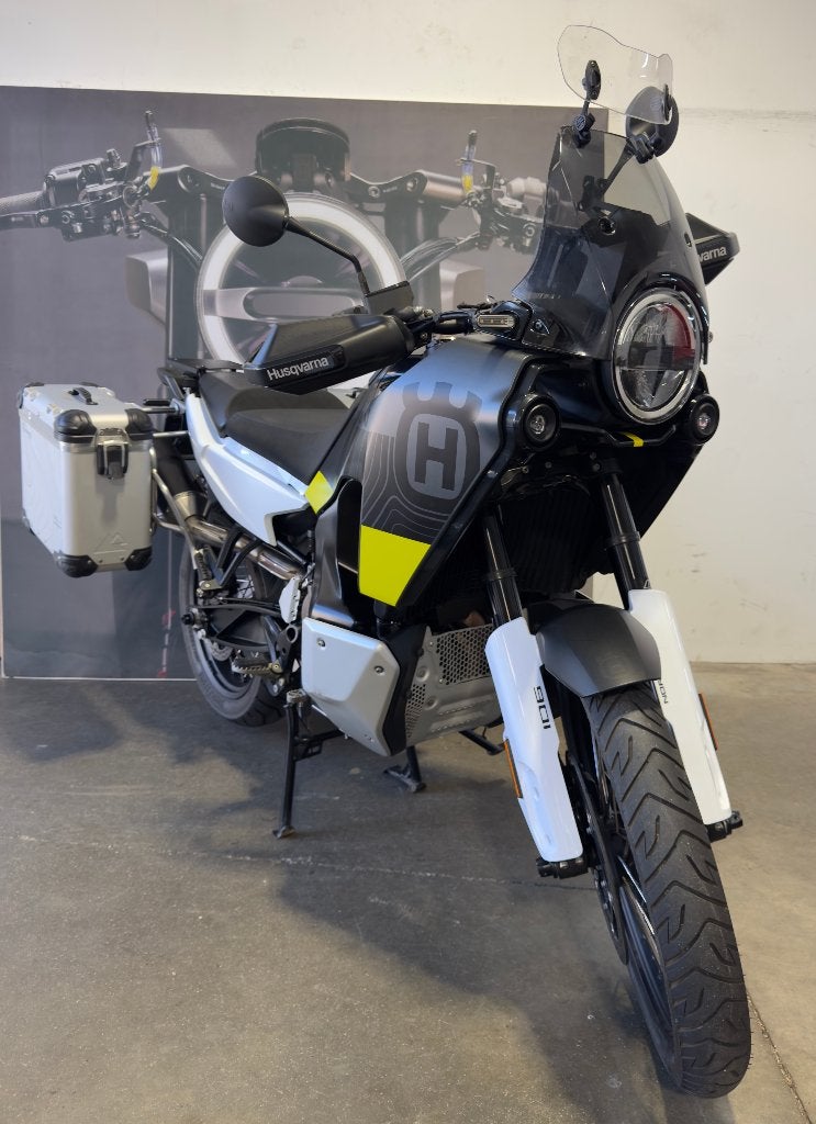 HUSQVARNA NORDEN 901, Motos, Échappement sport, Entreprise, Occasion, Plus de 35 kW