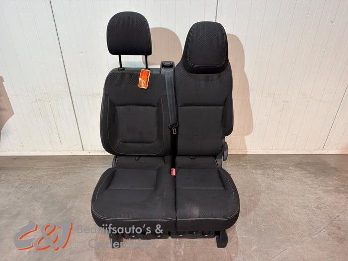 Bank rechts-voor van een Renault Trafic, Gebruikt, -, Renault, -
