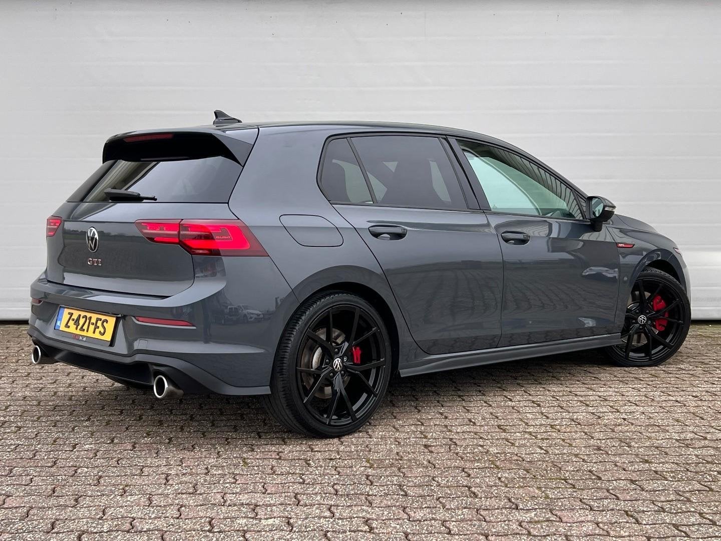 Volkswagen Golf 2.0 GTI 245 PK | Keyless | HUD | IQ. Light |, Automaat, 4 cilinders, Alcantara, Bedrijf
