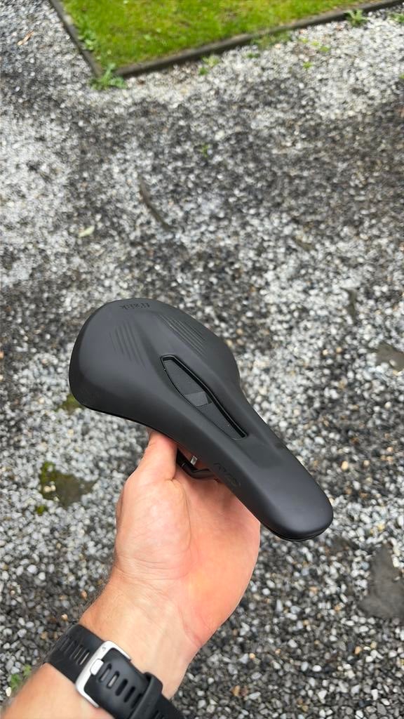Fizik Vento Argo X3, Kium rails, 140mm, Fietsen en Brommers, Ophalen of Verzenden, Nieuw
