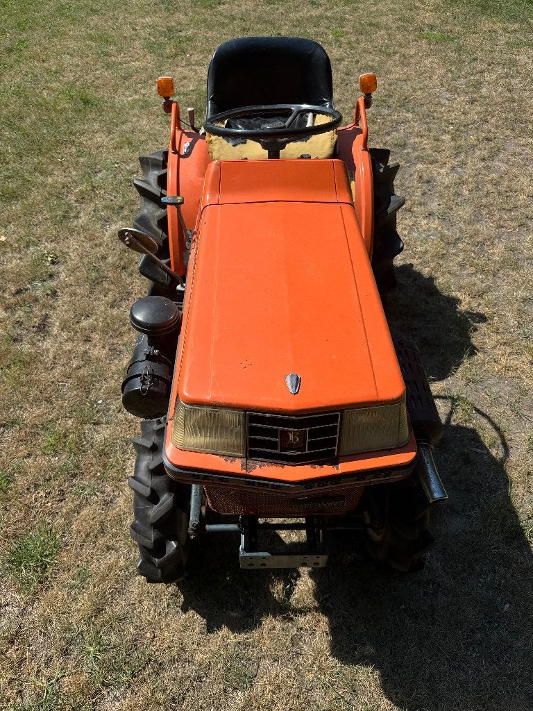 tractor Kubota 4x4 type bultra B10met trekhaak, Zakelijke goederen, Ophalen