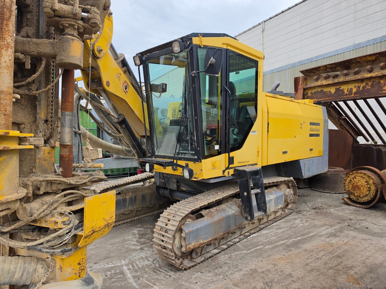 Atlas Copco L6-44 hoog, Ophalen