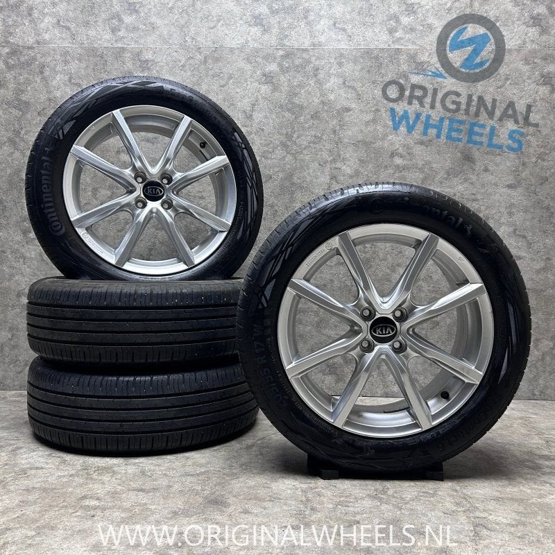 17 inch originele velgen + zomerbanden Kia Stonic, Auto-onderdelen, Gebruikt, -, -, Banden en Velgen