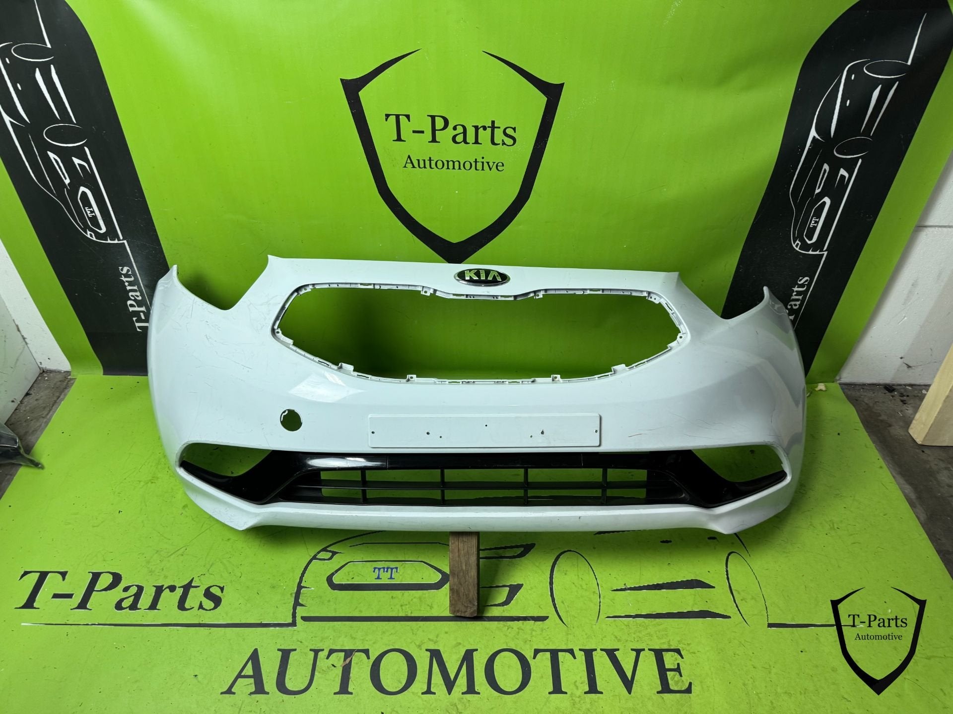 Kia venga voorbumper origineel bumper, Auto-onderdelen, Heolleung-ro 12
06797  Seoul, Voor, Bumper, Info@kia.com