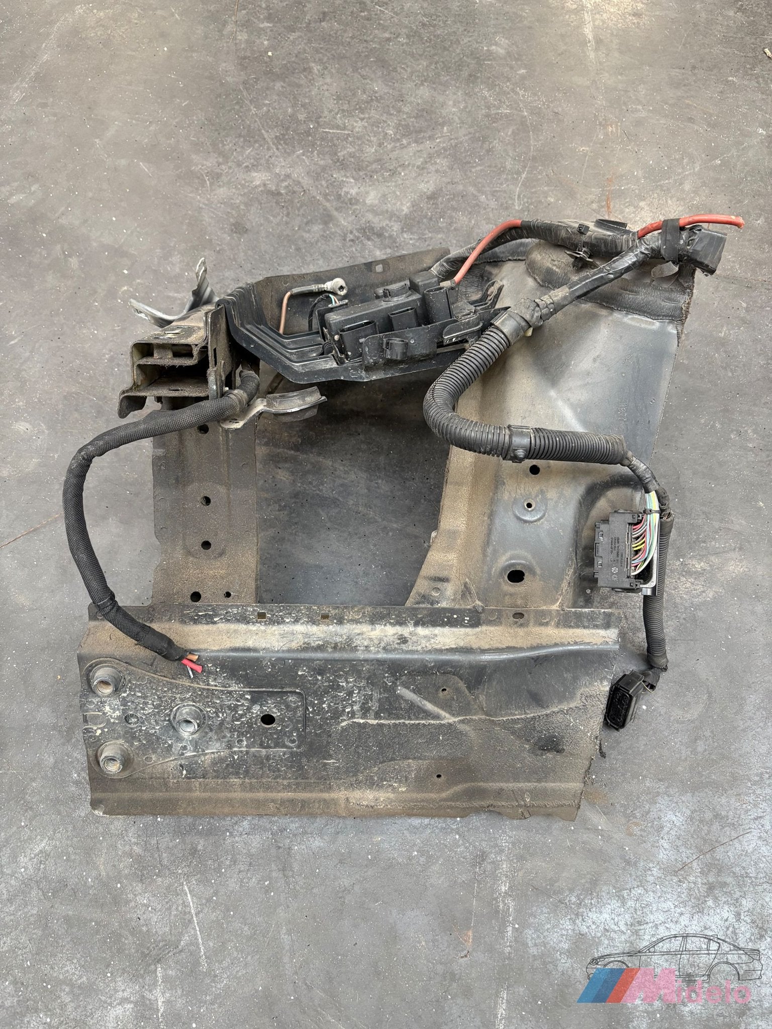 BMW F20 SNIJDEEL CHASSISBALK RECHTS, -, Utilisé, -, Enlèvement ou Envoi