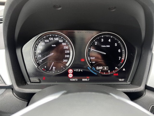 BMW X1 Benzine - Facelift model, Auto's, Gebruikt, Leder, Bedrijf, 3 cilinders