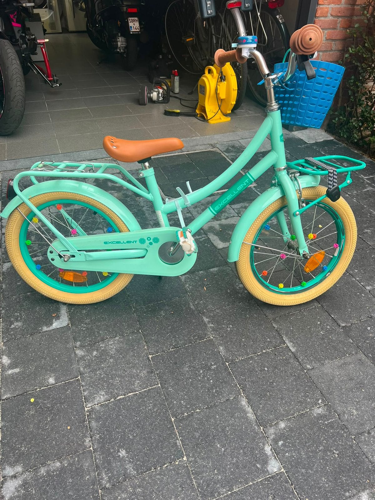 Kinderfiets 16 inch in goede staat (Volare Excellent), Fietsen en Brommers, Fietsen | Cruisers en Lowriders, Ophalen, Zo goed als nieuw