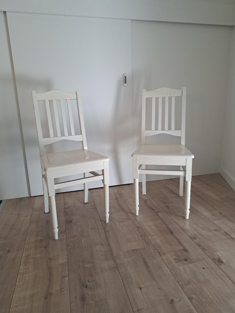 Set van 2 witte houten stoelen – landelijk/vintage stijl, Huis en Inrichting, Stoelen, Ophalen, Wit, Hout