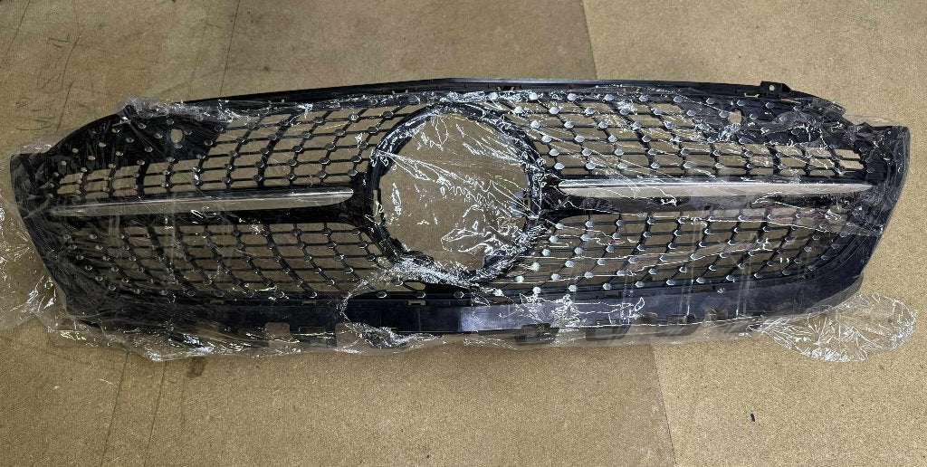 CALANDRE DIAMANT MERCEDES CLASSE A W177, Autos : Pièces & Accessoires, Mercedes-Benz, Enlèvement, Utilisé, Capot moteur