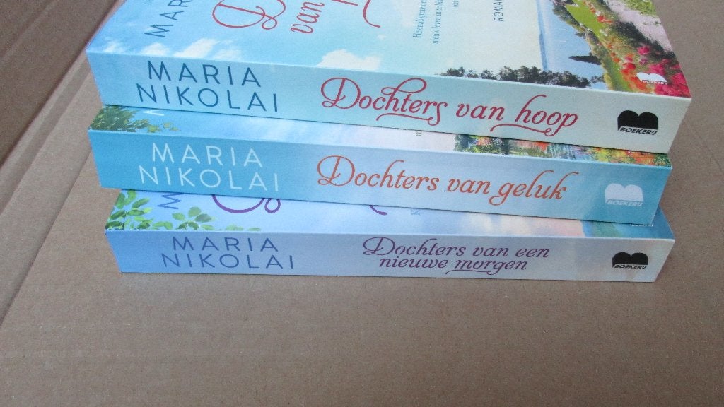 Trilogie Het Lindenhof (Maria Nikolai), Enlèvement, Comme neuf, Maria Nikolai