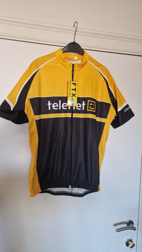 Wielertenue Telenet korte broek - trui korte-lange mouw XXL, Fietsen en Brommers, HD.com, Ophalen of Verzenden, Zo goed als nieuw