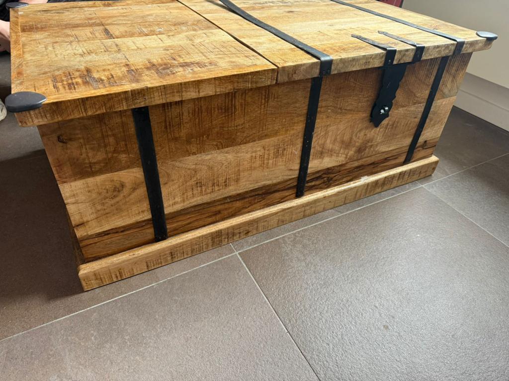Massieve industriële mangohout salontafel, Enlèvement, Utilisé