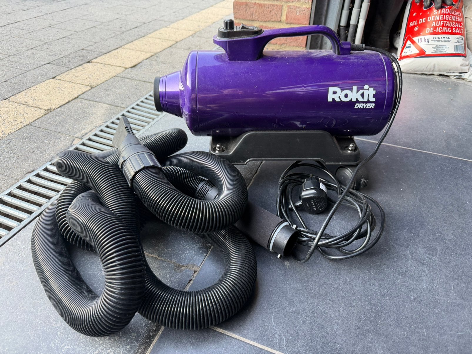 Rokit  dryer R2, Ophalen
