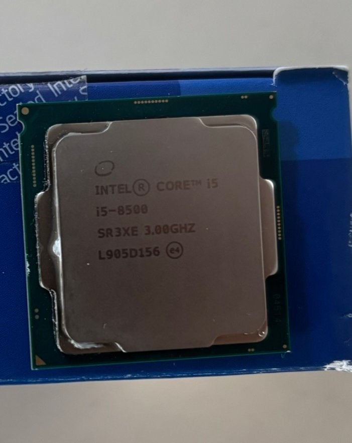 Intel I5 8500-processor, Computers en Software, Ophalen of Verzenden, Zo goed als nieuw