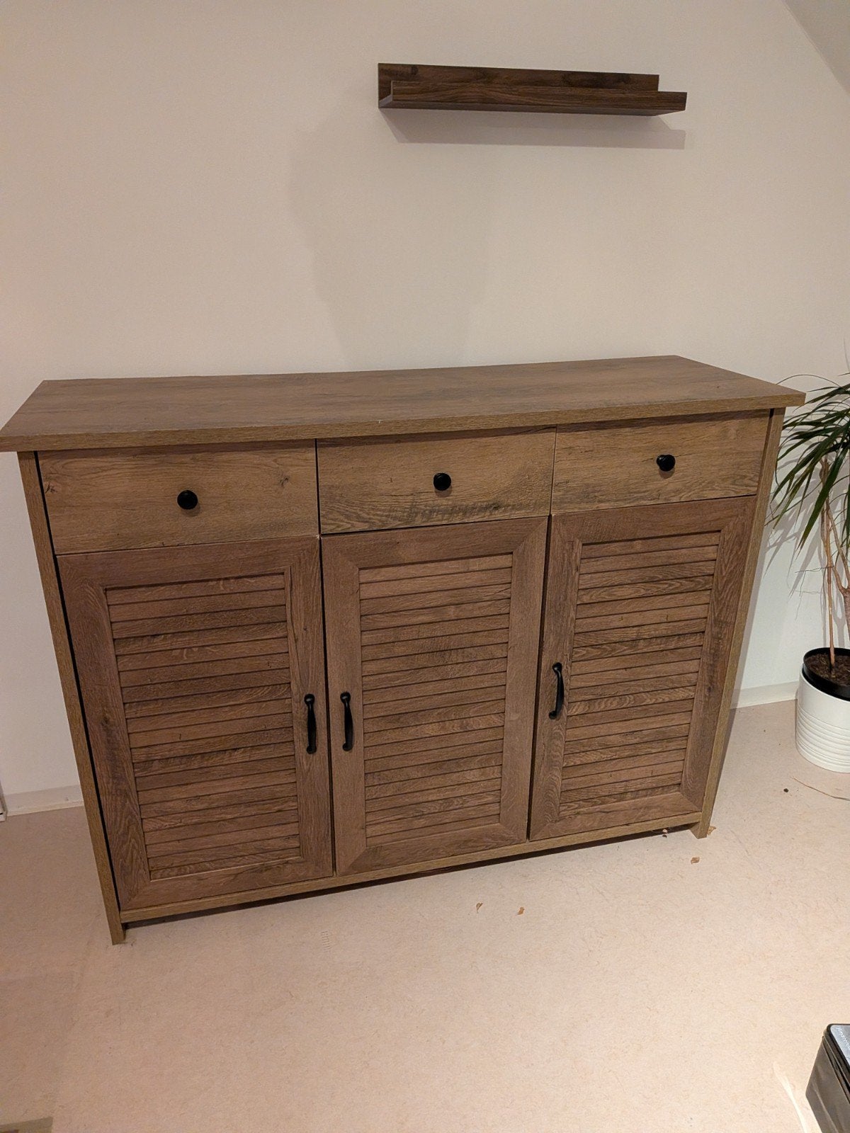 Jysk sideboard model manderup (donker oak), 25 à 50 cm, Deens, 100 à 150 cm, Utilisé