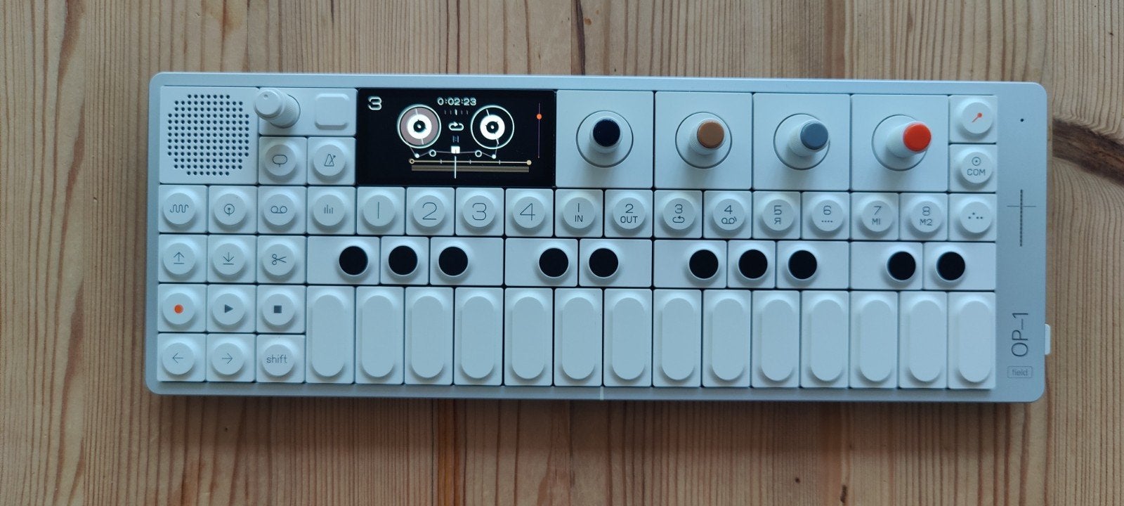 OP-1 Field + Decksaver, Muziek en Instrumenten, Ophalen