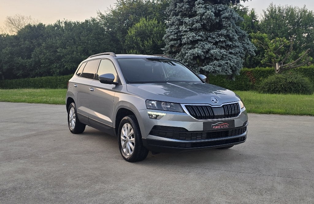 Skoda Karoq 1.0i Essence ** Carplay - LED ** Garantie 12M, Autos, Argent ou Gris, Achat, Euro 6, Entreprise