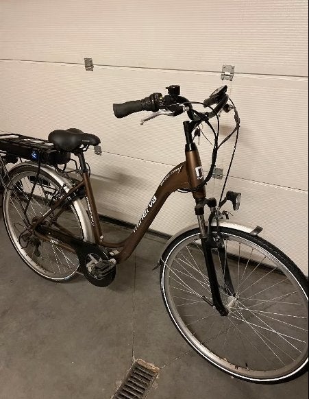 elektrische damesfiets, Fietsen en Brommers, Ophalen, Velgrem, 56 cm of meer, Zo goed als nieuw