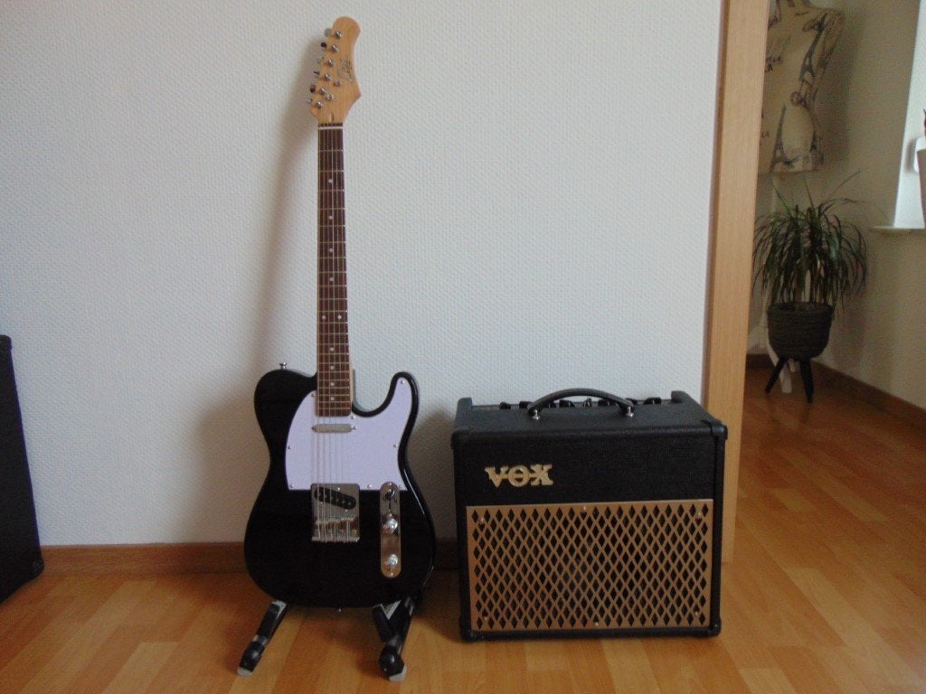 Gitaar Telecaster Eko + gitaar versterker Vox DA15, Ophalen, Nieuw, Gitaar, Minder dan 50 watt