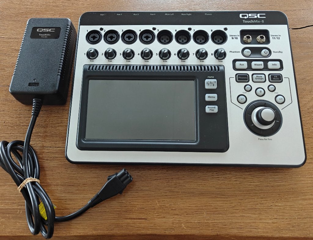 Digitale mengtafel QSC TOUCHMIX-8 Compacte digitale mixer, Muziek en Instrumenten, Mengpanelen, Zo goed als nieuw, 5 tot 10 kanalen