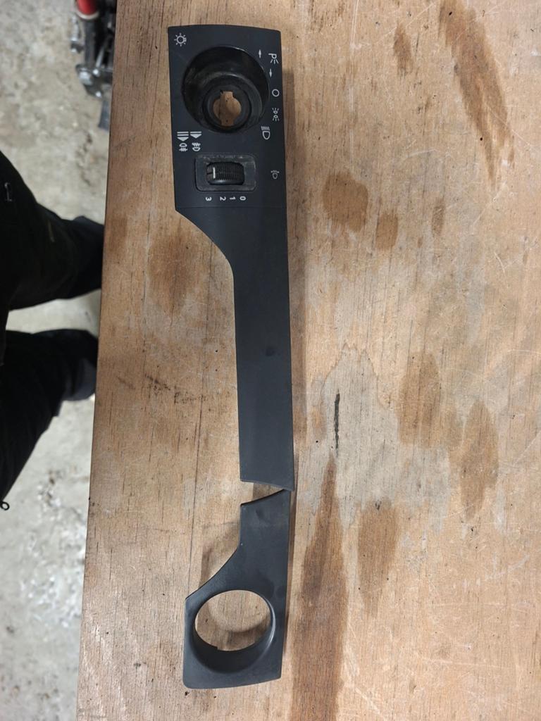 Mercedes-benz w124 dashboard onderdeel, Ophalen